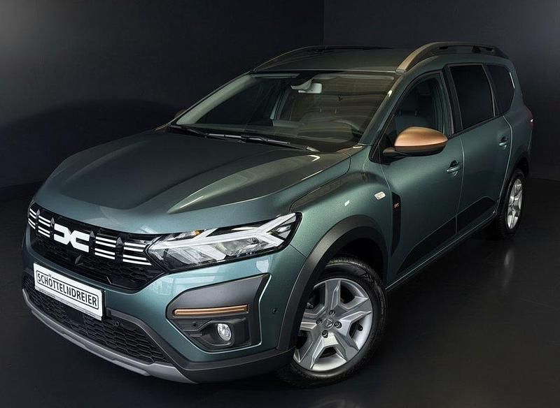 Gebraucht Dacia Jogger Extreme 110 PS (80 kW) 2024 Grün Van / Kleinbus