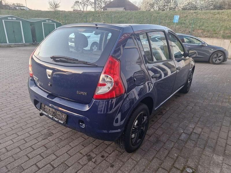 Gebraucht Dacia Sandero 75 PS (55 kW) 2008 Blau Kleinwagen