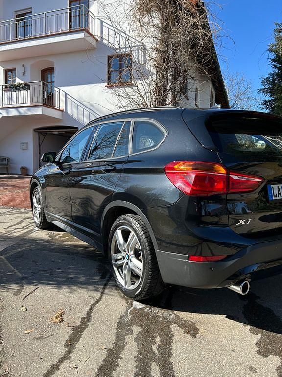 Gebraucht BMW X1 Advantage 220 PS (161 kW) 2021 Schwarz SUV