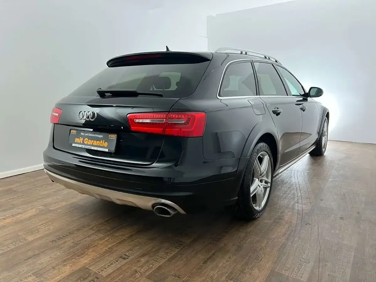 Gebraucht Audi A6 Allroad 204 PS (150 kW) 2013 Phantomschwarz Kombi