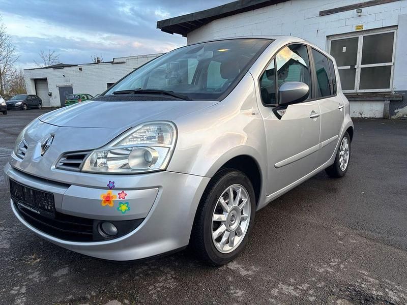 Gebraucht Renault Modus Night&Day 75 PS (55 kW) 2011 Silber Van / Kleinbus