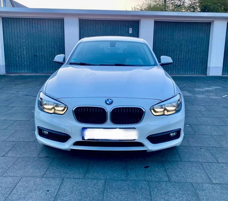 Weiß Gebraucht 2016 BMW 116 Kleinwagen | 13.500 € (Fairer Preis) - Bild 1/4