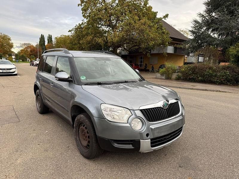 Gebraucht Skoda Yeti Ambition 160 PS (117 kW) 2012 Grau SUV
