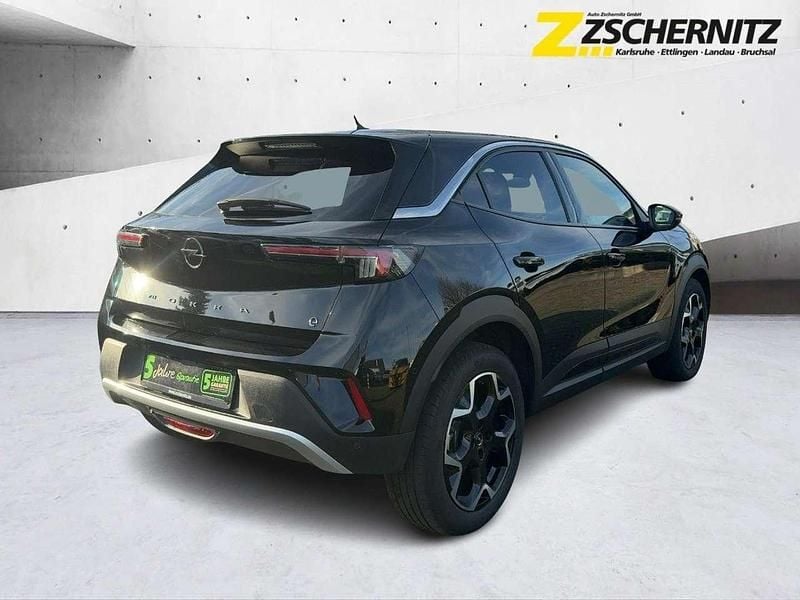 Gebraucht Opel Mokka-e Ultimate 100 kW (136 PS) 2023 Perla nera schwarz SUV
