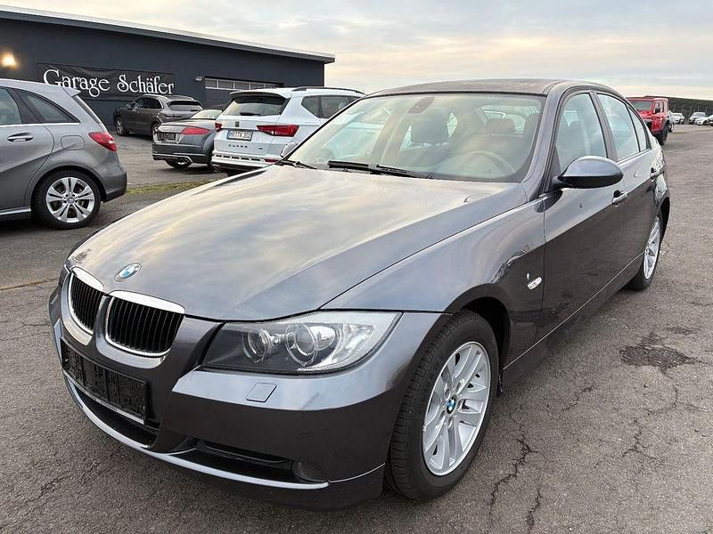 Sparkling graphite Gebraucht 2008 BMW 318 Advantage Limousine | 3.999 € (Superpreis) - Bild 1/4
