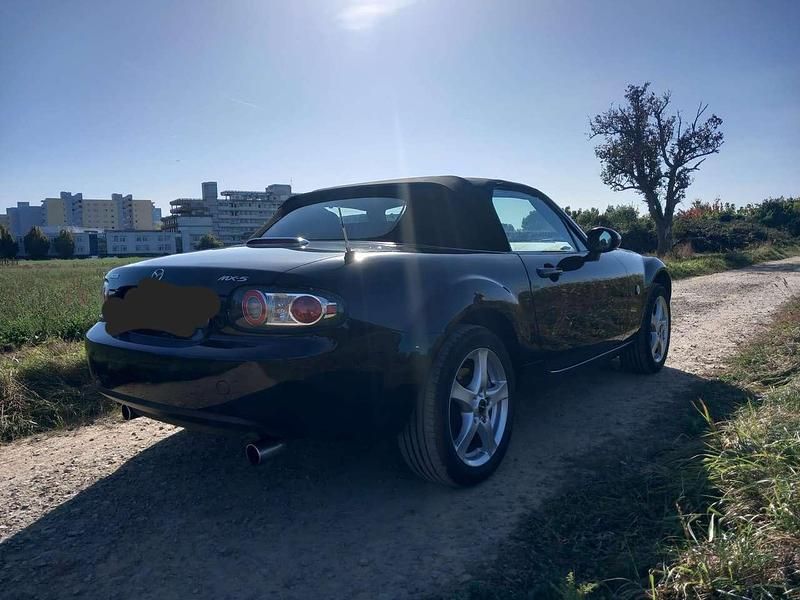Gebraucht Mazda MX5 126 PS (92 kW) 2008 Schwarz Cabrio