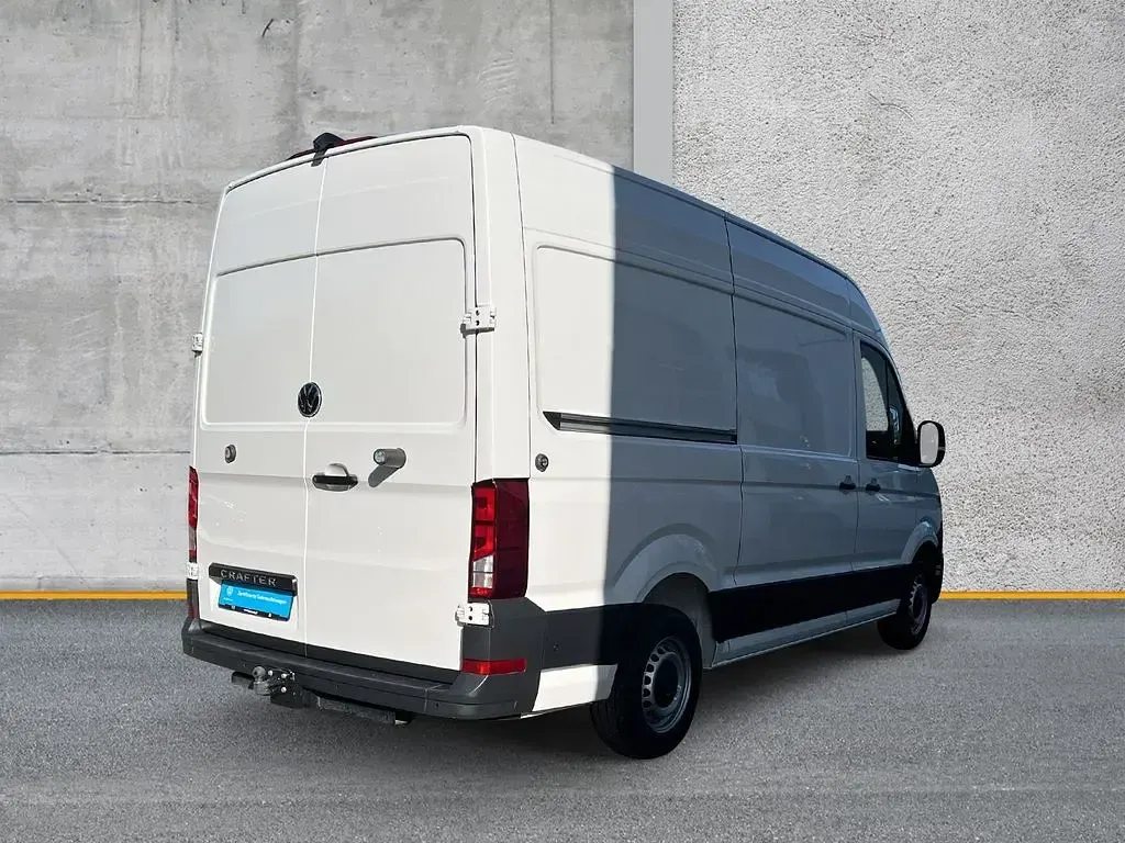 Gebraucht VW Crafter 140 PS (102 kW) 2025 Candyweiß Van