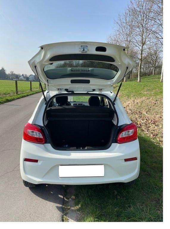 Gebraucht Mitsubishi Space Star Edition 80 PS (58 kW) 2017 Weiß Kleinwagen
