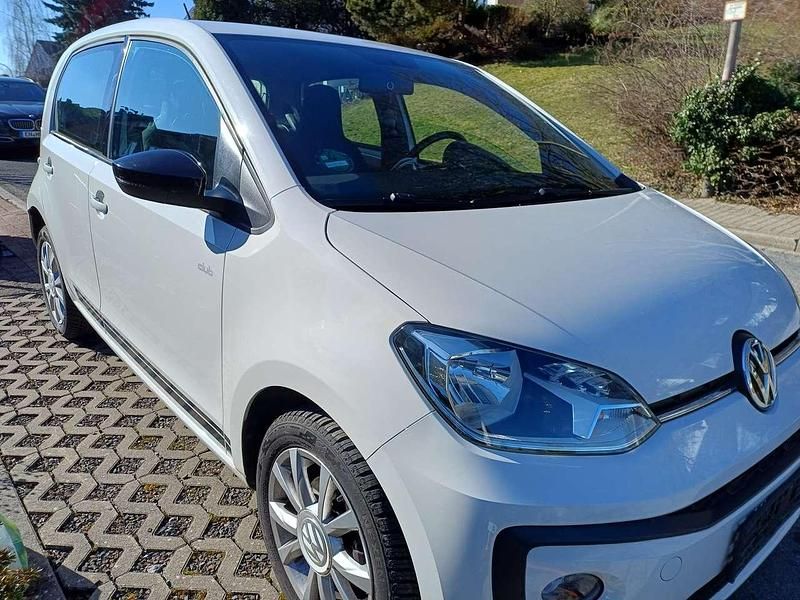 Gebraucht VW up! CLUB 60 PS (44 kW) 2017 Weiß Kleinwagen