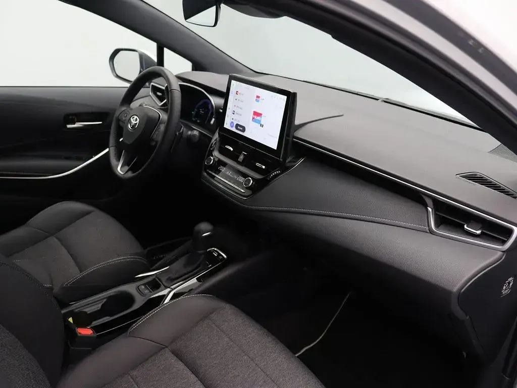 Gebraucht Toyota Corolla Executive 196 PS (144 kW) 2025 Grau Kombi
