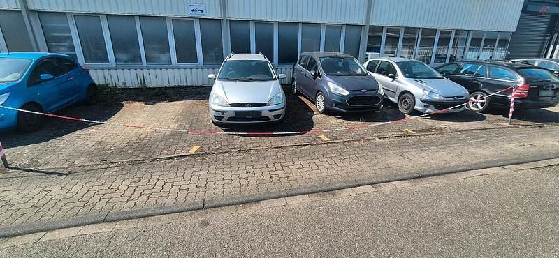 Second-hand Ford Focus 115 CP (84 kW) 2004 Argintiu Break