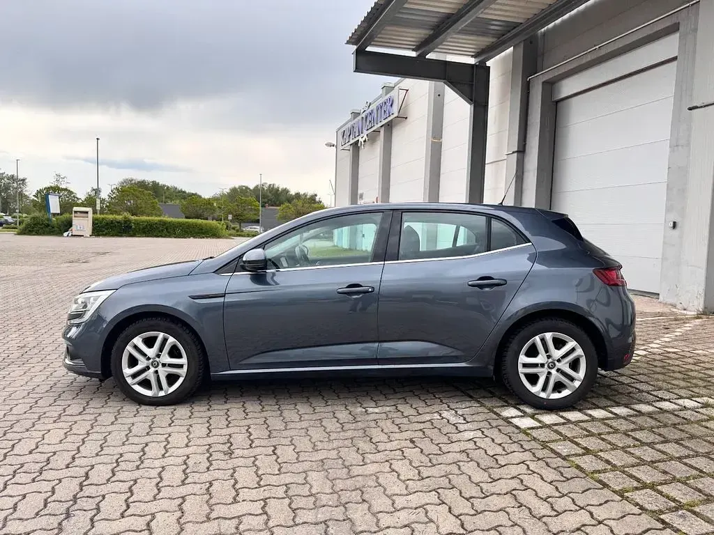Gebraucht Renault Mégane Experience 101 PS (74 kW) 2016 Grau Limousine