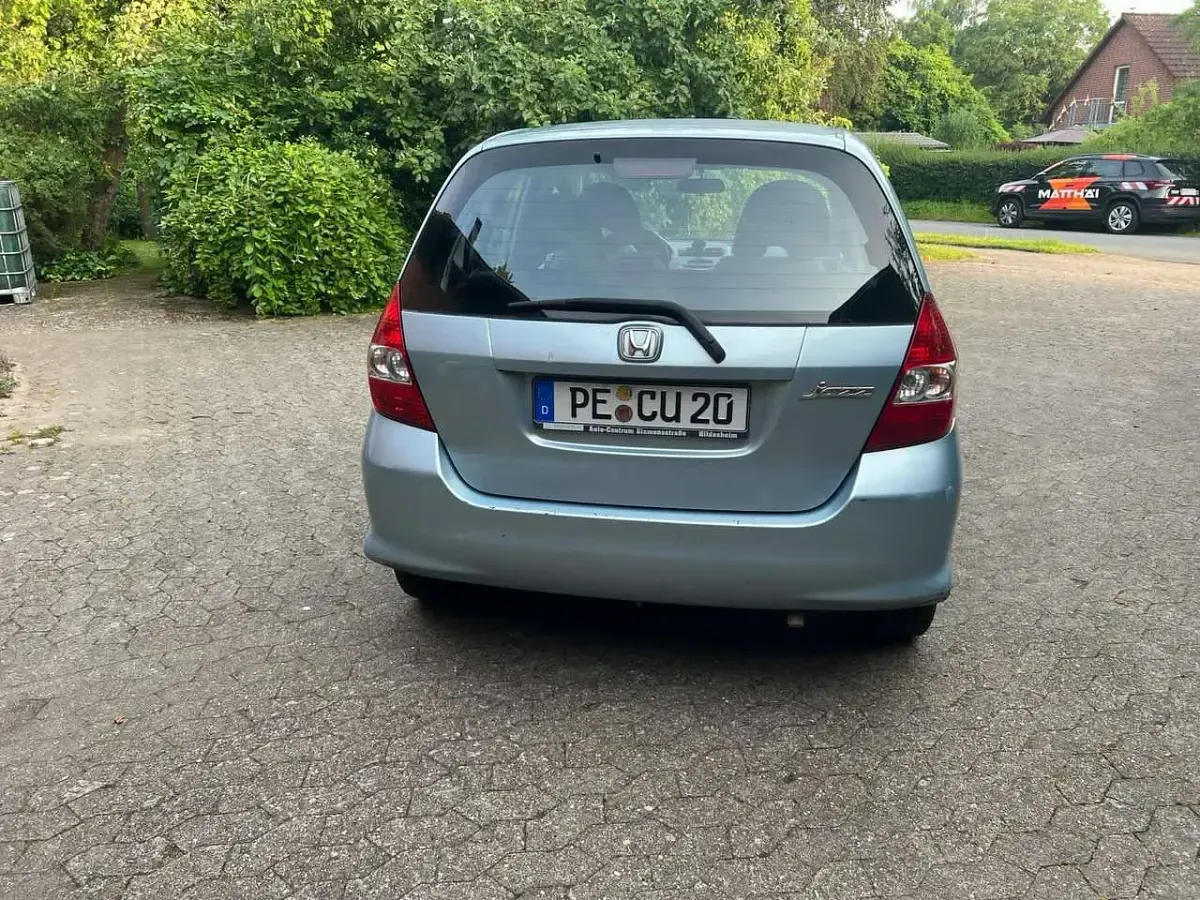 Gebraucht Honda Jazz 77 PS (56 kW) 2007 Blau Kleinwagen