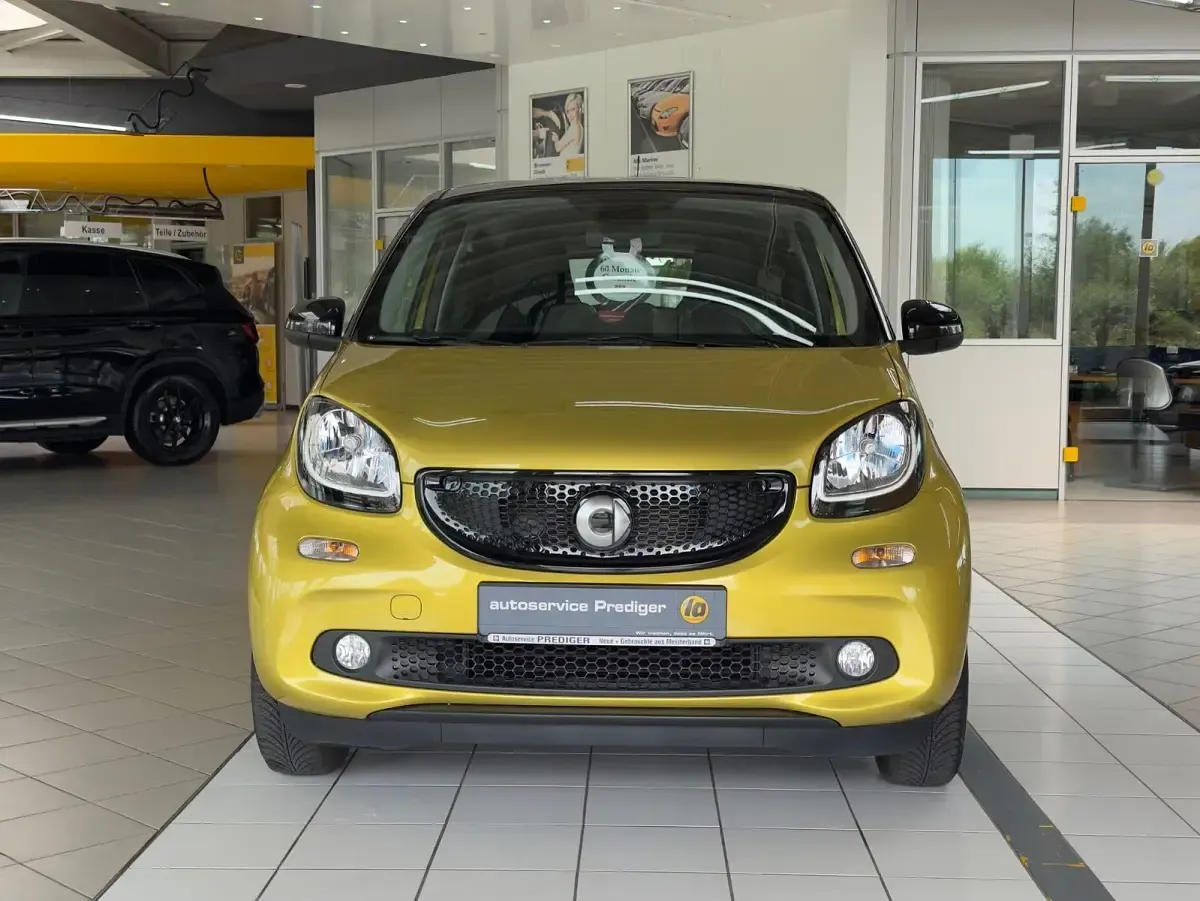 Gebraucht Smart ForFour Prime 90 PS (66 kW) 2019 Schwarz Kleinwagen