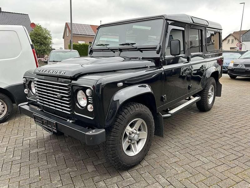 Santorini black Gebraucht 2015 Land Rover Defender SE SUV | 44.444 € - Bild 1/4