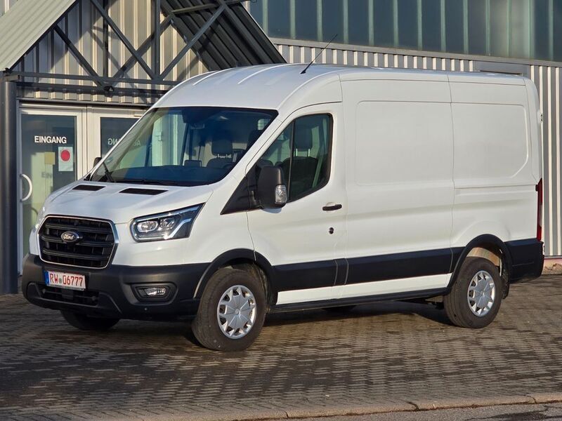 Gebraucht Ford Transit 170 PS (125 kW) 2021 Weiß Van / Kleinbus
