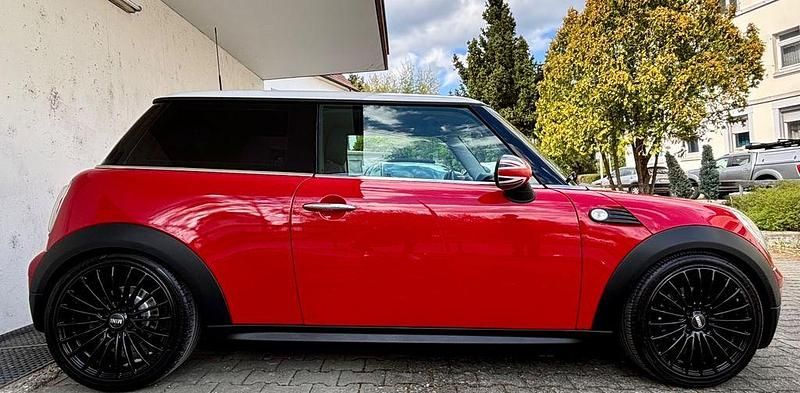Second-hand Mini Cooper Pepper 122 CP (89 kW) 2010 Roșu Hatchback