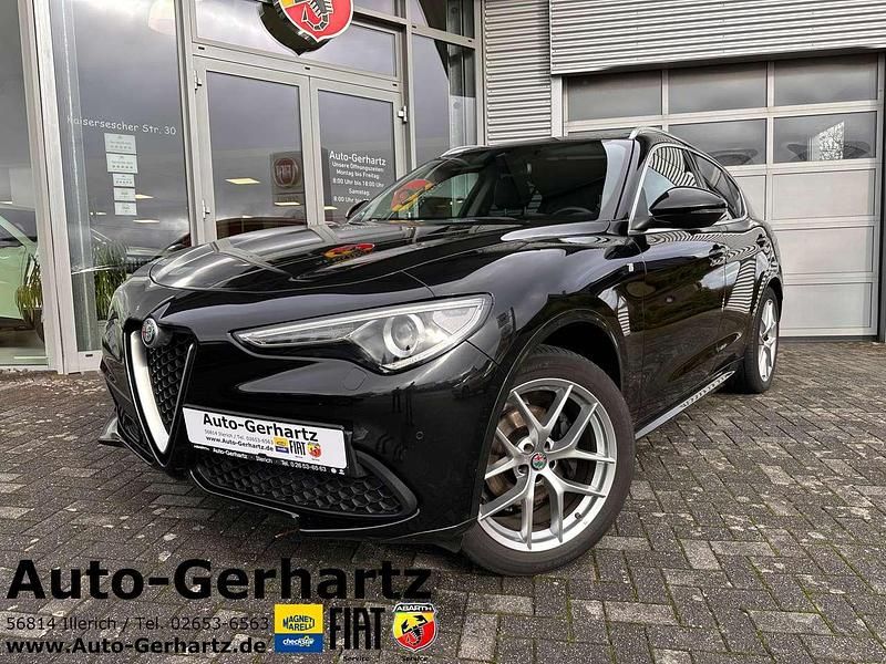 Colore esterno (nero vulcano, Gebraucht 2021 Alfa Romeo Stelvio Lusso SUV | 31.990 € (Fairer Preis) - Bild 1/4