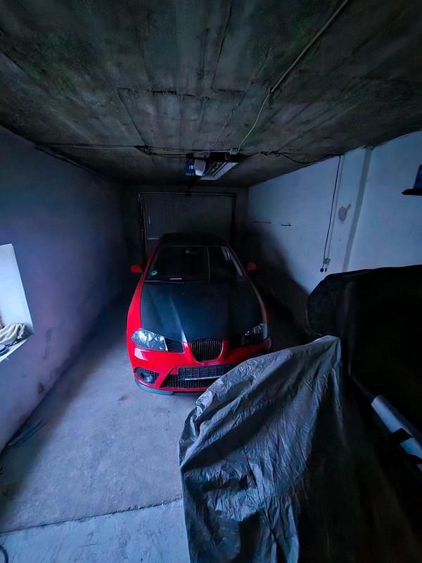 Rot Gebraucht 2006 Seat Ibiza Kleinwagen | 1.100 € (Fairer Preis) - Bild 1/4