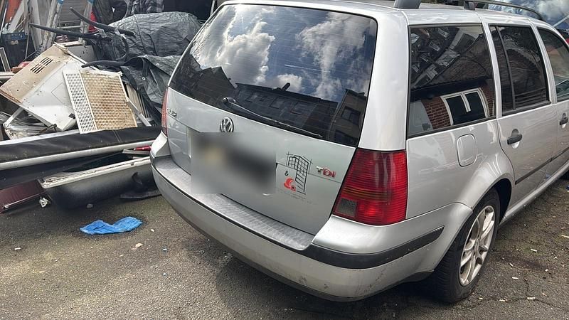 Gebraucht VW Golf IV 131 PS (96 kW) 2003 Grau Kombi