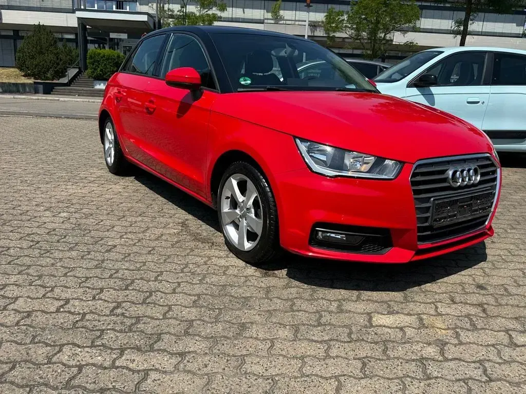 Gebraucht Audi A1 Sportback Sport 95 PS (69 kW) 2018 Rot Kleinwagen