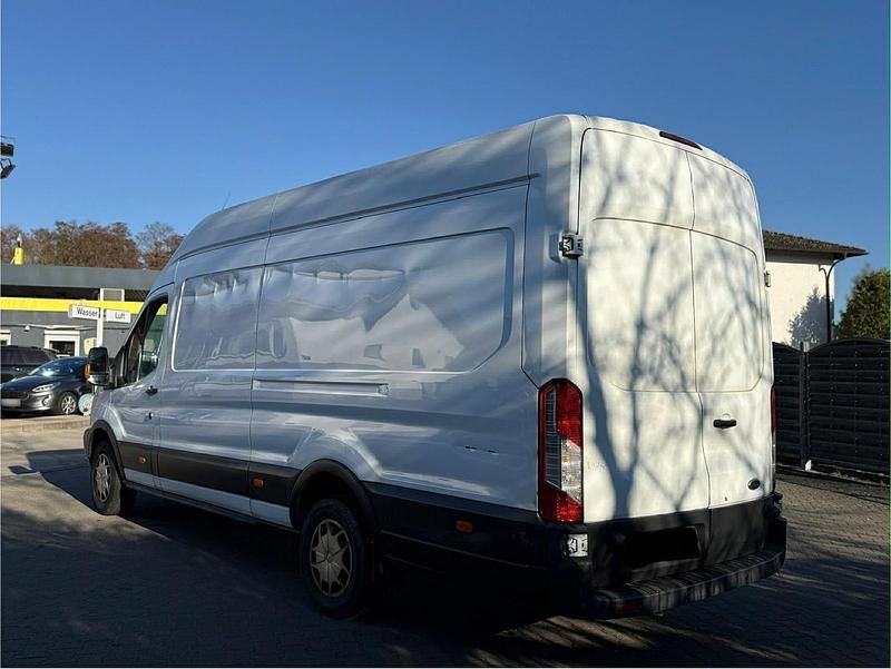 Gebraucht Ford Transit 131 PS (96 kW) 2019 Weiß Van / Kleinbus