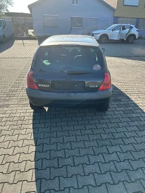 Gebraucht Renault Clio LIMITED 75 PS (55 kW) 2001 Schwarz Limousine
