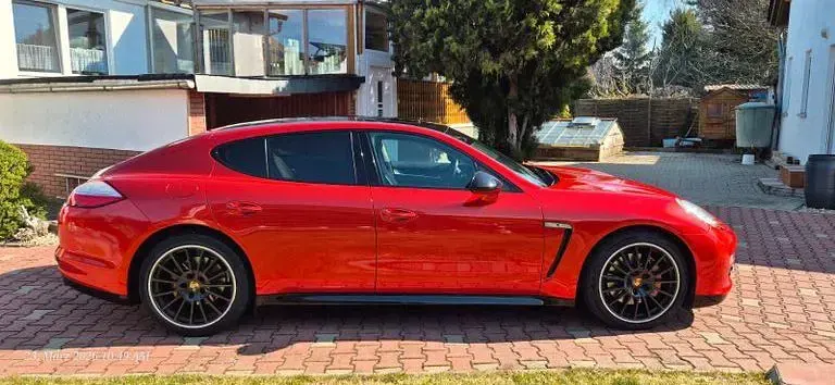 Gebraucht Porsche Panamera Diesel 250 PS (183 kW) 2013 Rot Kleinwagen