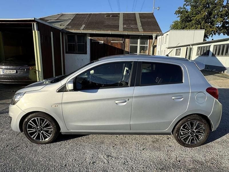 Gebraucht Mitsubishi Space Star Edition 80 PS (58 kW) 2018 Cool silver Kleinwagen