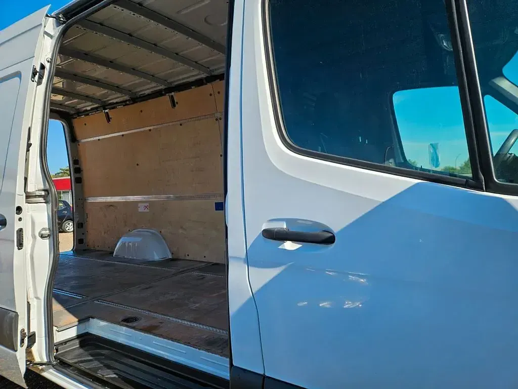 Second-hand Mercedes Sprinter 170 CP (125 kW) 2022 Alb Van