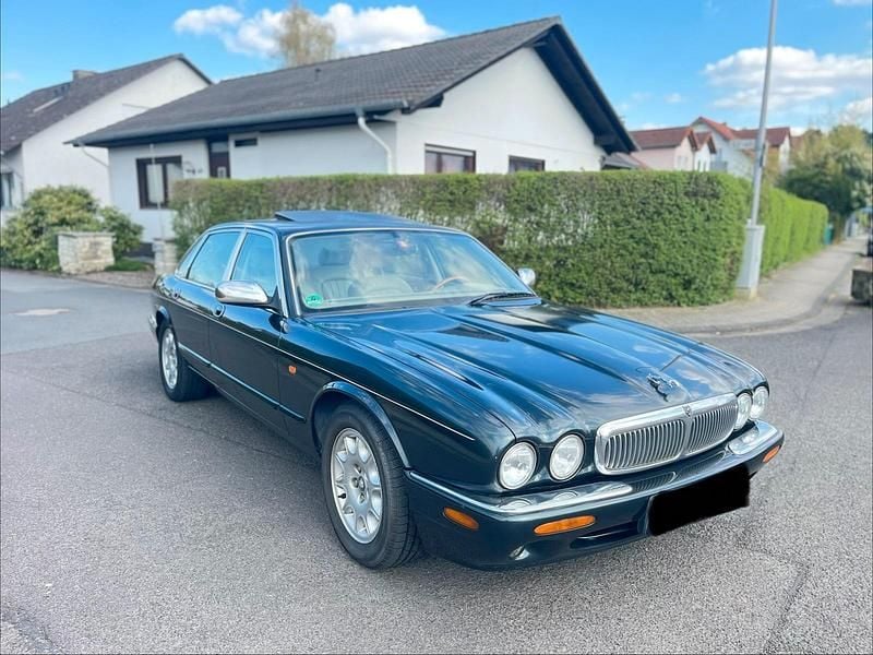 Gebraucht Jaguar X300 Sovereign 284 PS (208 kW) 1998 Grün Limousine