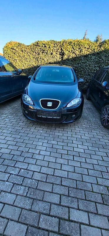 Schwarz Gebraucht 2006 Seat Altea Kombi | 1.200 € (Teuer) - Bild 1/4