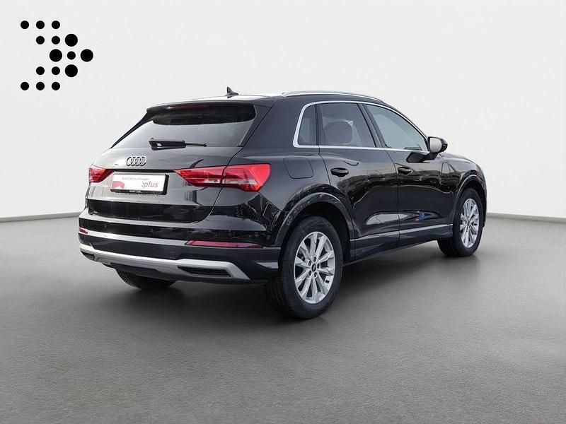 Gebraucht Audi Q3 Advanced Plus 150 PS (110 kW) 2023 Mythosschwarz metallic SUV