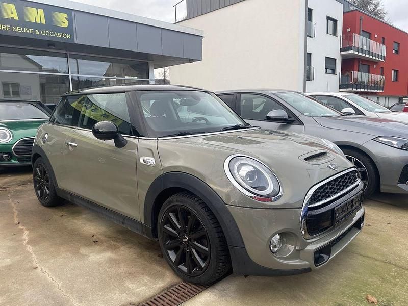 Grau Gebraucht 2019 Mini Cooper S Kleinwagen | 15.900 € (Fairer Preis) - Bild 1/2