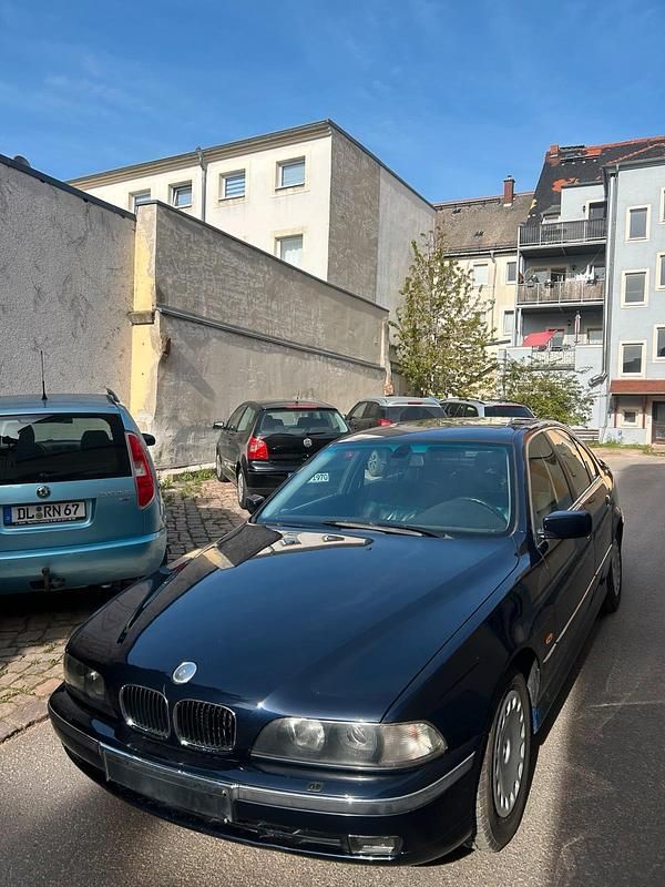 Second-hand BMW 520 150 CP (110 kW) 1999 Berlinǎ