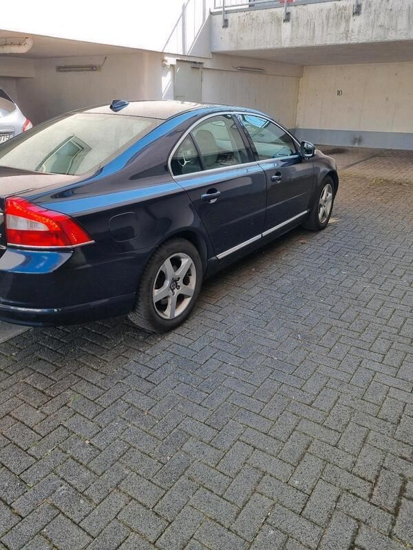 Blau Gebraucht 2009 Volvo S80 Limousine | 8.800 € - Bild 1/4
