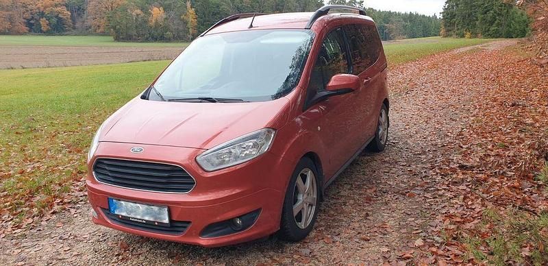 Gebraucht 2018 Ford Tourneo Courier Ambiente Van / Kleinbus | 8.900 € (Fairer Preis) - Bild 1/4