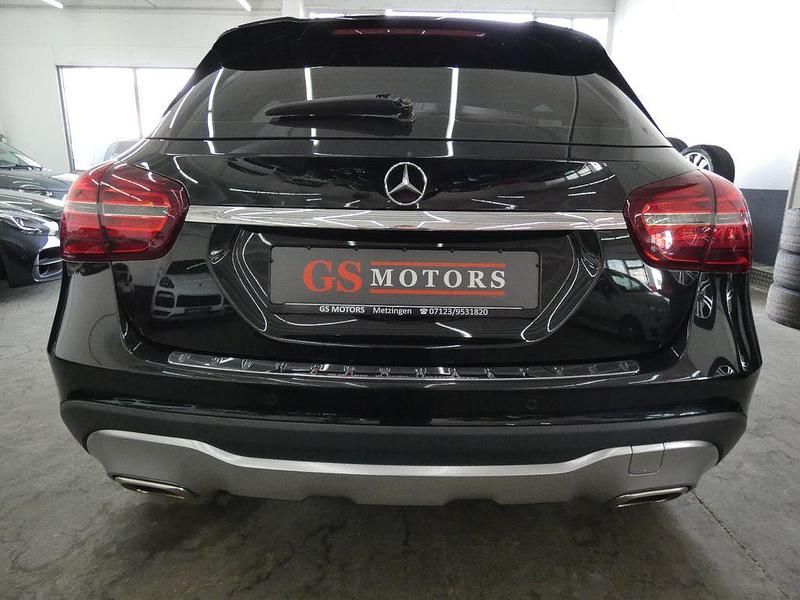 Gebraucht Mercedes GLA180 Progressive 122 PS (89 kW) 2019 Schwarz SUV