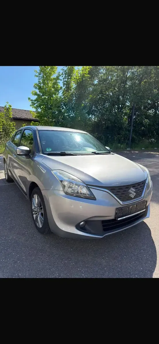 Gebraucht Suzuki Baleno 90 PS (66 kW) 2016 Grau Kleinwagen
