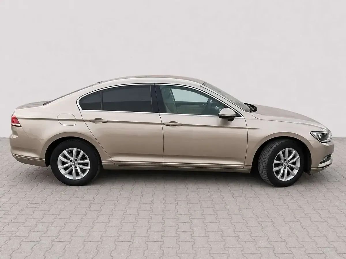 Occasion VW Passat Trendline 125 ch (91 kW) 2015 Beige Berline