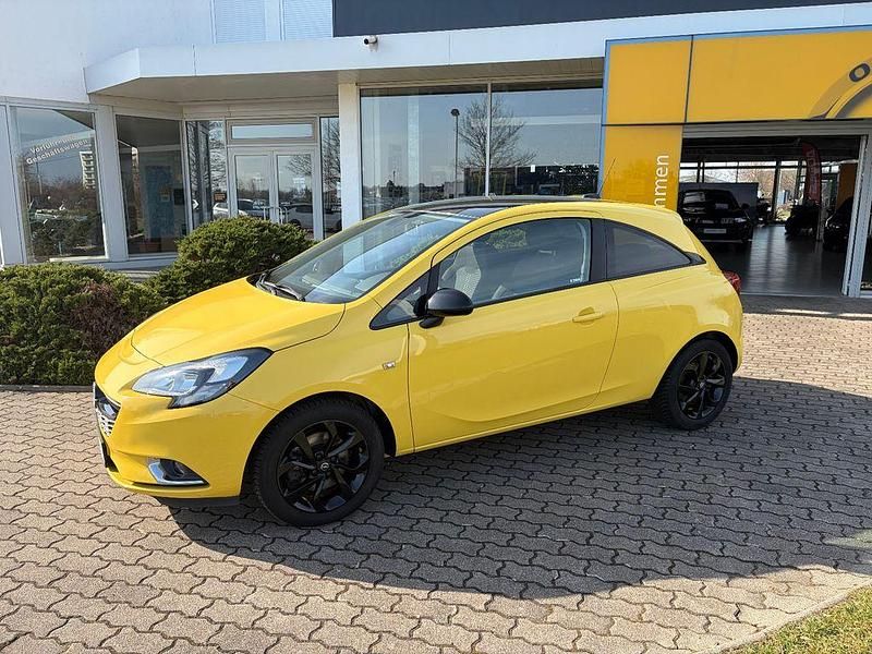 Gebraucht Opel Corsa Color Edition 101 PS (74 kW) 2017 Gelb Kleinwagen