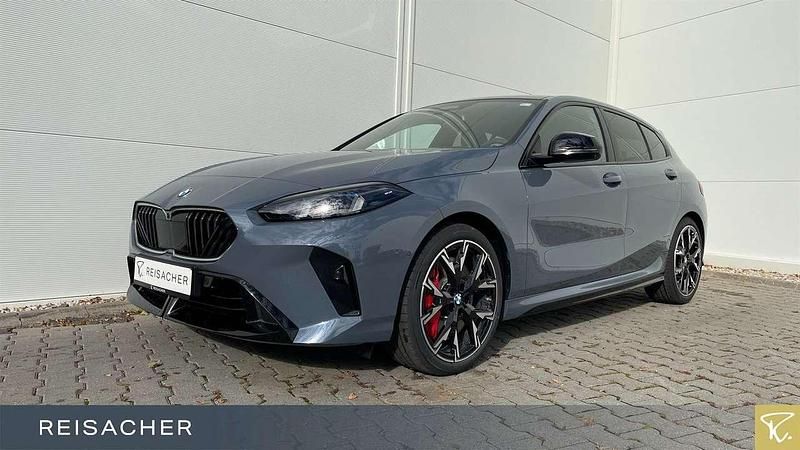 Neu BMW 120 Basis 156 PS (114 kW) 2025 Bmw individual storm gray metal Kleinwagen