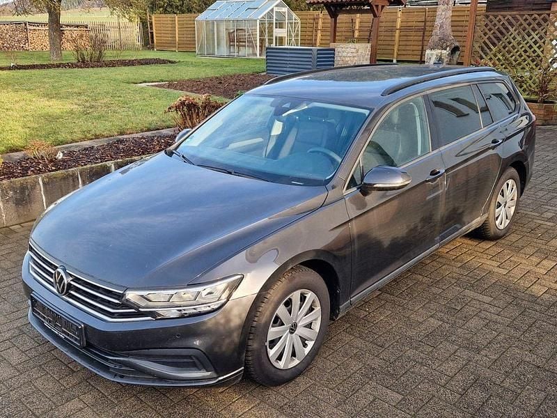 Gebraucht VW Passat Conceptline 150 PS (110 kW) 2023 Grau Kombi