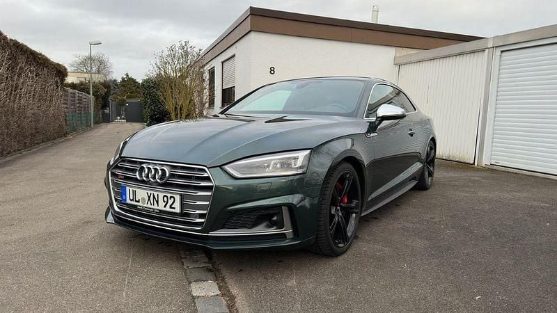 Gebraucht Audi S5 Ambiente 354 PS (260 kW) 2017 Grün Coupé