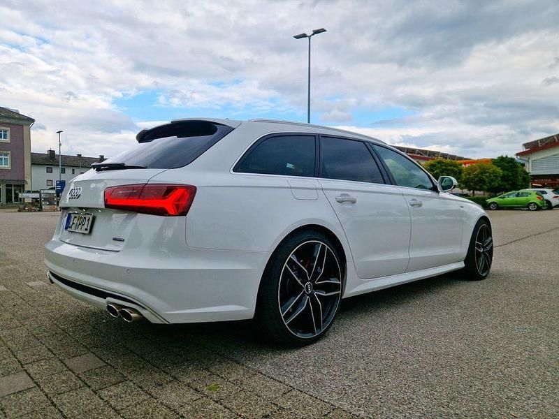 Gebraucht Audi A6 Ambiente 320 PS (235 kW) 2017 Weiß Kombi