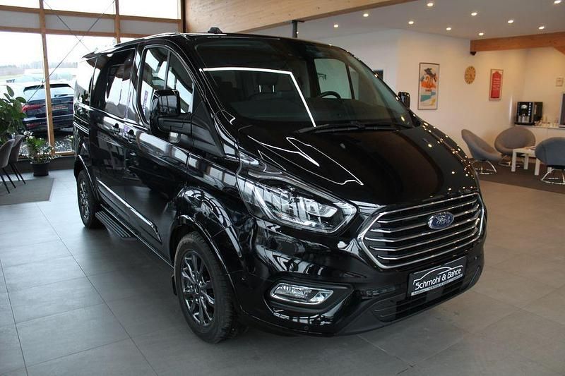 Gebraucht Ford Tourneo Titanium 185 PS (136 kW) 2021 Schwarz Kombi