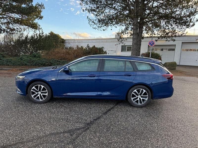 Blau Gebraucht 2020 Opel Insignia Business Kombi | 5.490 € (Guter Preis) - Bild 1/4