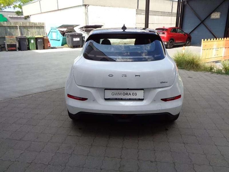 Neu Ora 03 Pro+ 125 kW (171 PS) 2025 Moonlight white/starry black Kleinwagen