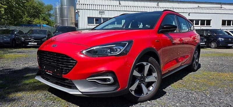Second-hand Ford Focus Active 155 CP (114 kW) 2021 Roșu Berlinǎ