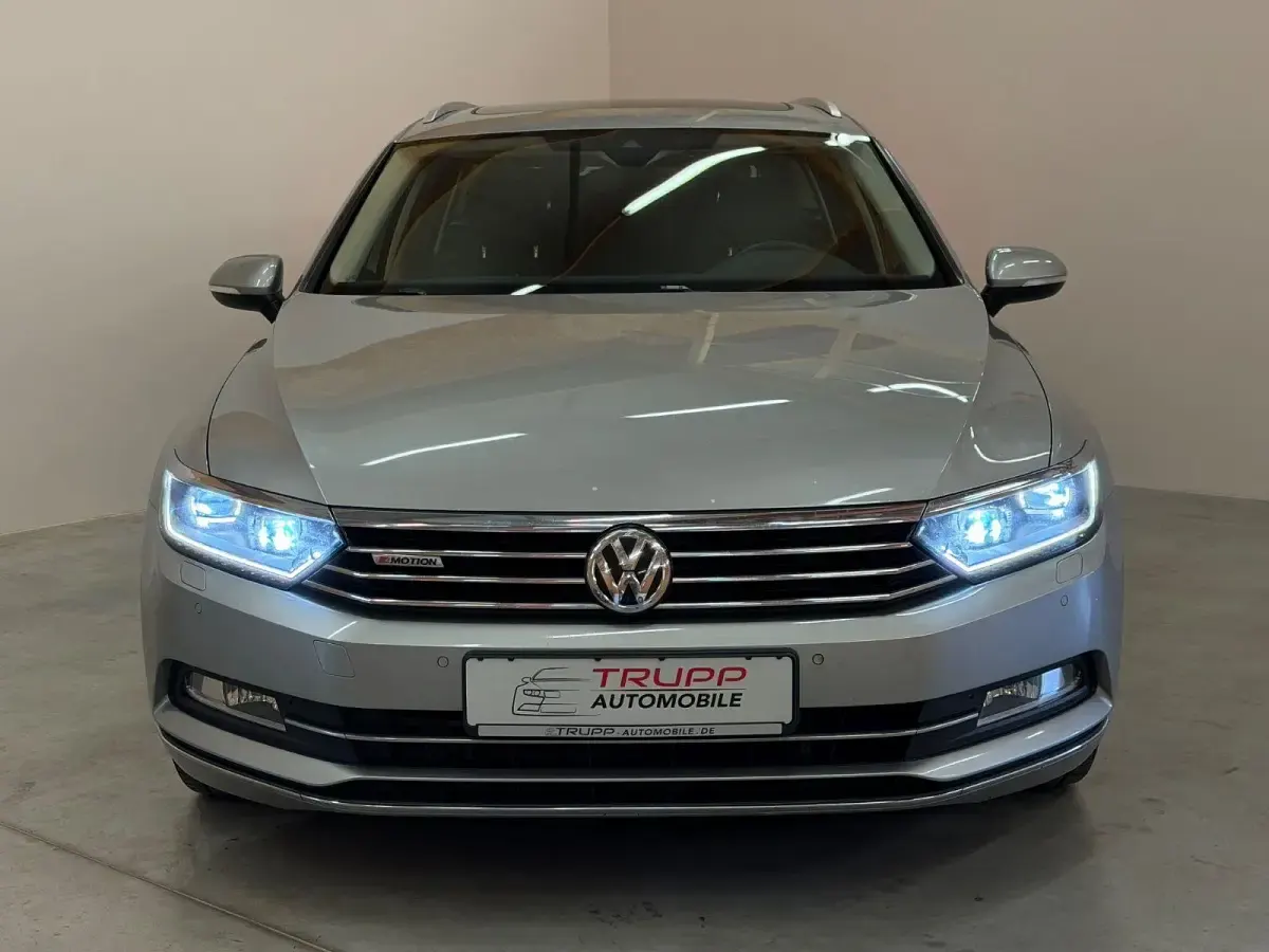 Gebraucht VW Passat 239 PS (175 kW) 2016 Silber Kombi
